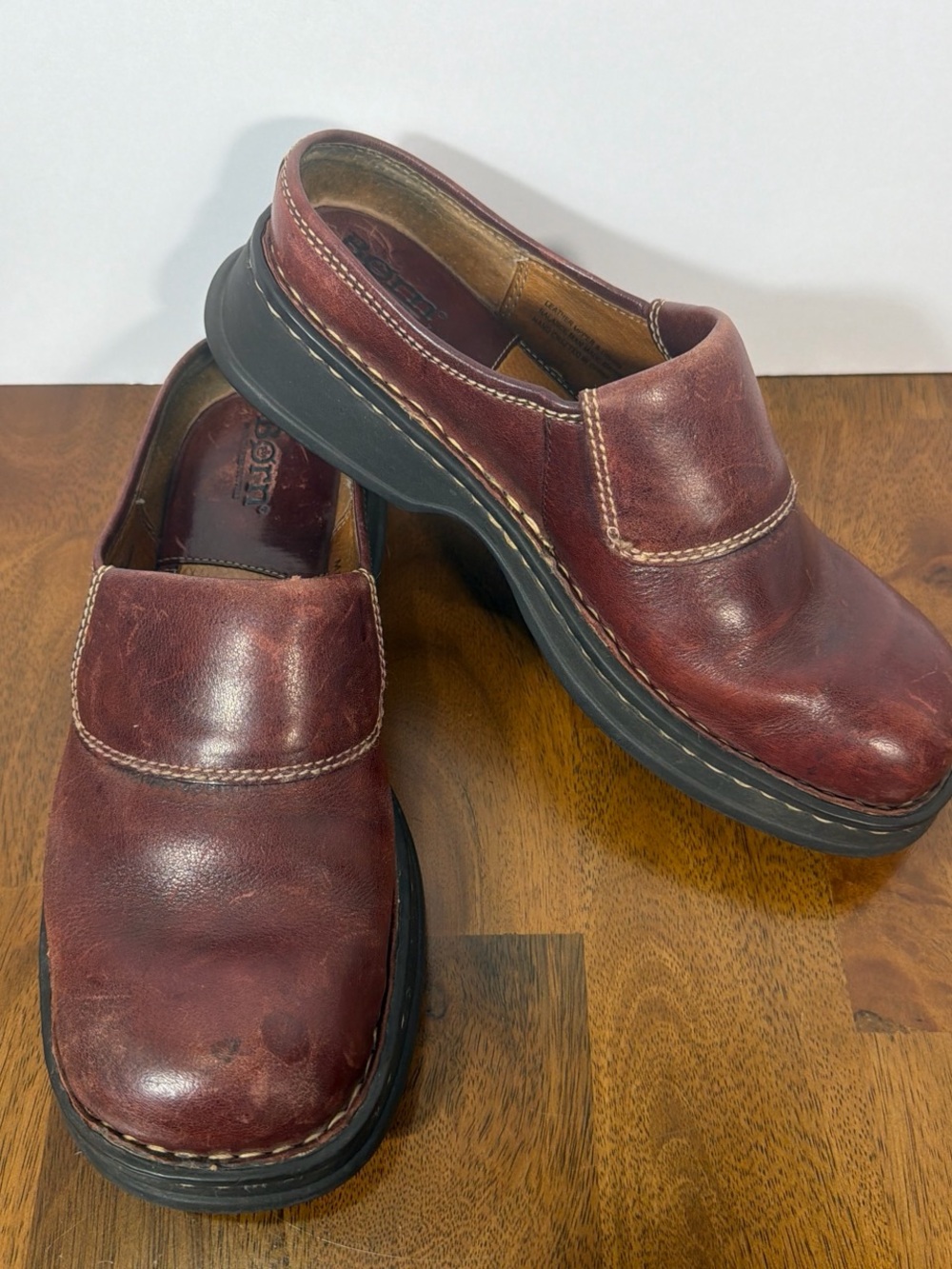 Born Women's Burgundy Slip-On Leather Clogs